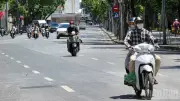 Miền Bắc và Trung Bộ hứng chịu đợt nắng nóng lịch sử, nhiều nơi vượt 40 độ C