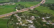 Mua đất bằng giấy viết tay: Giữ sổ đỏ của người bán, sang tên cho con thế nào?
