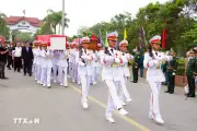 Đón nhận hai cốt liệt sỹ Việt Nam hy sinh tại Lào về nước