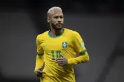 Neymar bị tố che giấu chấn thương, lừa HLV Ancelotti để dự World Cup
