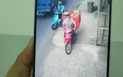 Đồng Nai: Shipper bị trộm xe và hàng hóa giữa ban ngày, công an vào cuộc