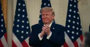 Ông Trump tuyên bố thỏa thuận với Iran đã đàm phán xong, Tehran bác bỏ
