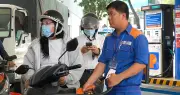 Người dân TPHCM ủng hộ chủ trương chuyển sang xăng sinh học E10