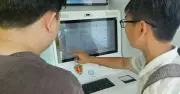 Người trẻ TP.HCM đổ xô trải nghiệm y tế số tại Trạm Công dân số