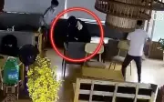 Nhóm thanh niên xông vào quán cà phê tấn công, 1 thiếu niên tử vong tại Cà Mau