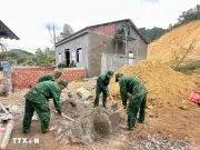 Những bước chân xanh giữa miền biên giới giàu có của Tổ quốc