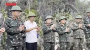 Những người lính lặng thầm tìm hài cốt liệt sĩ nơi biên giới