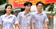 Những thí sinh đầu tiên bước vào kỳ thi lớp 10 ở Hà Nội, TPHCM năm 2026