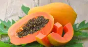 Những thực phẩm không nên kết hợp với đu đủ để tránh khó chịu tiêu hóa