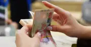 NHNN yêu cầu xử lý ngân hàng tăng lãi suất trái chỉ đạo