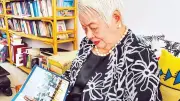 Đạo diễn Xuân Phượng ra mắt hồi ký 'Chân cứng đá mềm' ở tuổi 97