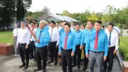 Đoàn cán bộ công đoàn TP.HCM dâng hương tưởng niệm anh hùng liệt sĩ tại Côn Đảo