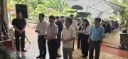 Đoàn công tác Bộ Y tế đến thăm hỏi, hỗ trợ gia đình 5 học sinh tử vong do đuối nước tại Phú Thọ