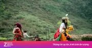 Đập bỏ bia đá ngăn trẻ xin tiền ở bãi đá Mặt Trăng: Cách làm mới cho du lịch cộng đồng