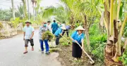 Phụ nữ Khoen On đổi mới tuyên truyền, nâng cao nhận thức và phát triển kinh tế
