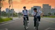 Phía bên kia thành phố: Bộ phim học đường chạm đến áp lực và sang chấn tâm lý tuổi mới lớn