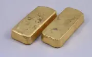 Phát hiện kho báu vàng trong ga trải giường cũ ở Pháp