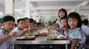 Phát triển thể chất và trí tuệ trẻ em: Cần chiến lược dinh dưỡng toàn diện