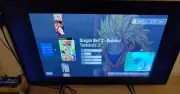 Pixel 8 hỏng màn hình biến thành máy chơi game retro kết nối thẳng TV