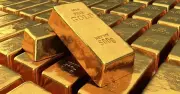 Quỹ vàng SPDR mua ròng trở lại, giá vàng chịu áp lực từ xung đột Iran