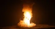 Quân đội Mỹ phóng thử tên lửa đạn đạo Minuteman III không đầu đạn