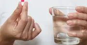 Sự thật về uống thuốc phóng xạ: Chuyên gia giải đáp lo ngại