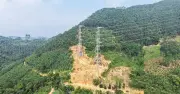 Sạt lở đất tại cột 305 đường dây 500kV Lào Cai - Vĩnh Yên, người dân lo lắng