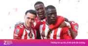Sunderland lập kỳ tích sau 51 năm, Chelsea ôm hận mất vé dự cúp châu Âu
