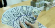 Tỷ giá USD hôm nay 6.5: Ngân hàng điều chỉnh tăng, thế giới giảm nhẹ