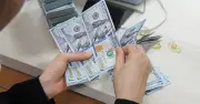 Tỷ giá USD sáng 13/5: Ngân hàng giữ nguyên, tự do giảm nhẹ
