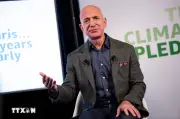 Tỷ phú Jeff Bezos bảo vệ quyết định cắt giảm nhân sự tại The Washington Post