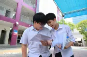Thí sinh tuổi cuối sau bài thi Ngữ Văn vào lớp 10: Đề thơ dễ, tự tin đạt điểm cao