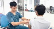 Thời tiết nóng bức làm tăng nguy cơ chó mèo tấn công, người dân chủ quan tiêm phòng dại