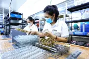 Tháng 4: sản xuất công nghiệp bứt phá với mức tăng 9,9%