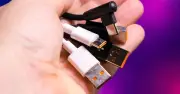 Tại sao USB-C không có mã màu như USB-A? Giải mã sự khác biệt