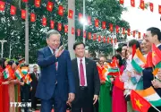 Tổng Bí thư, Chủ tịch nước gặp gỡ cộng đồng người Việt Nam tại Ấn Độ