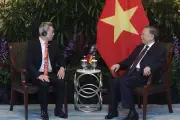 Tổng Bí thư, Chủ tịch nước Tô Lâm tiếp lãnh đạo các doanh nghiệp lớn Singapore