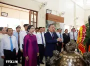 Tổng Bí thư, Chủ tịch nước và Phu nhân thăm Khu di tích Chủ tịch Hồ Chí Minh ở Udon Thani