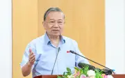 Tổng Bí thư Tô Lâm tiếp xúc cử tri Hà Nội: Giảm áp lực thi cử, siết an toàn thực phẩm