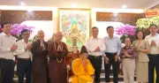 TP.HCM thăm chúc mừng Đại lễ Phật đản các vị giáo phẩm Phật giáo