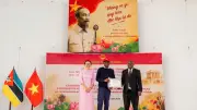 Trao giải cuộc thi vẽ tranh về Bác Hồ tại Mozambique