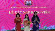 Trường THPT Nguyễn Gia Thiều: Ươm mầm hạt giống đỏ từ ghế nhà trường