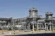 UAE rời OPEC gây sức ép lên Saudi Arabia