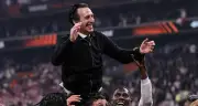Unai Emery lập kỷ lục với chức vô địch Europa League thứ 5 cùng Aston Villa