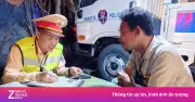 Uống rượu chở hai con nhỏ, người đàn ông bị CSGT Hà Nội xử phạt