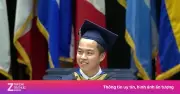 Video chàng trai Việt hát 'Ước mơ của mẹ' trong lễ tốt nghiệp ở Mỹ