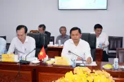 Vĩnh Long hợp tác Hà Lan khai thác cát biển bền vững