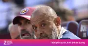 West Ham rớt hạng: Nội bộ lục đục, Todibo tuyên bố không chơi cho HLV Santo
