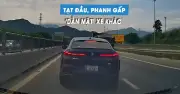 Xe BMW tạt đầu, phanh gấp trên cao tốc ở Đà Nẵng vì không được vượt