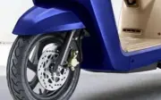 Xe máy điện giá 32 triệu đồng thiết kế đẹp ngang SH Mode, trang bị siêu xịn, chỉ trả ngang Vision, phù hợp chị em đi trong đô thị